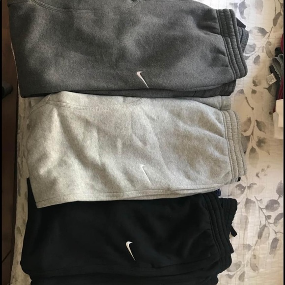 Nike Club Joggers (SOLD) - Picture 2 of 3